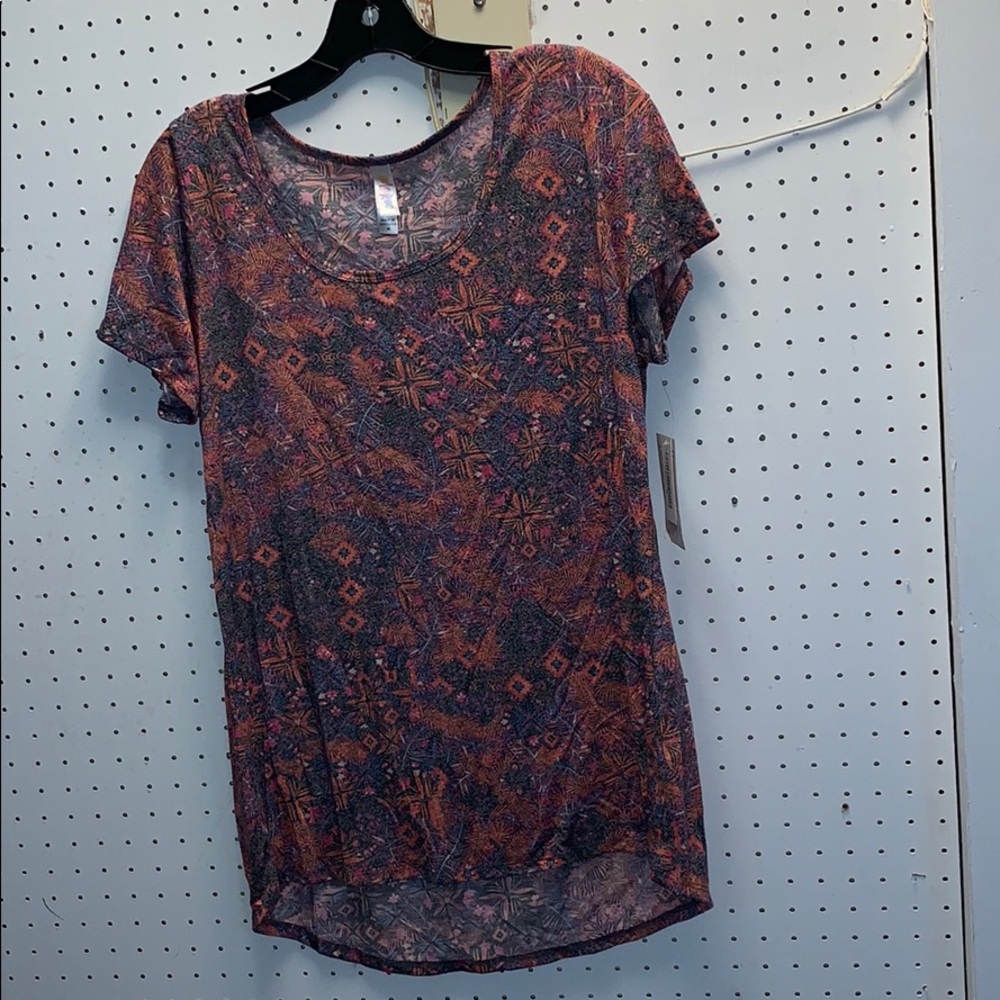 LuLaRoe Medium Classic T